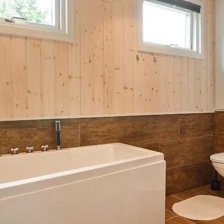 Holiday home 3 Bedroom Cozy In