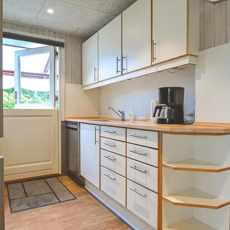 Holiday home 3 Bedroom Cozy In *